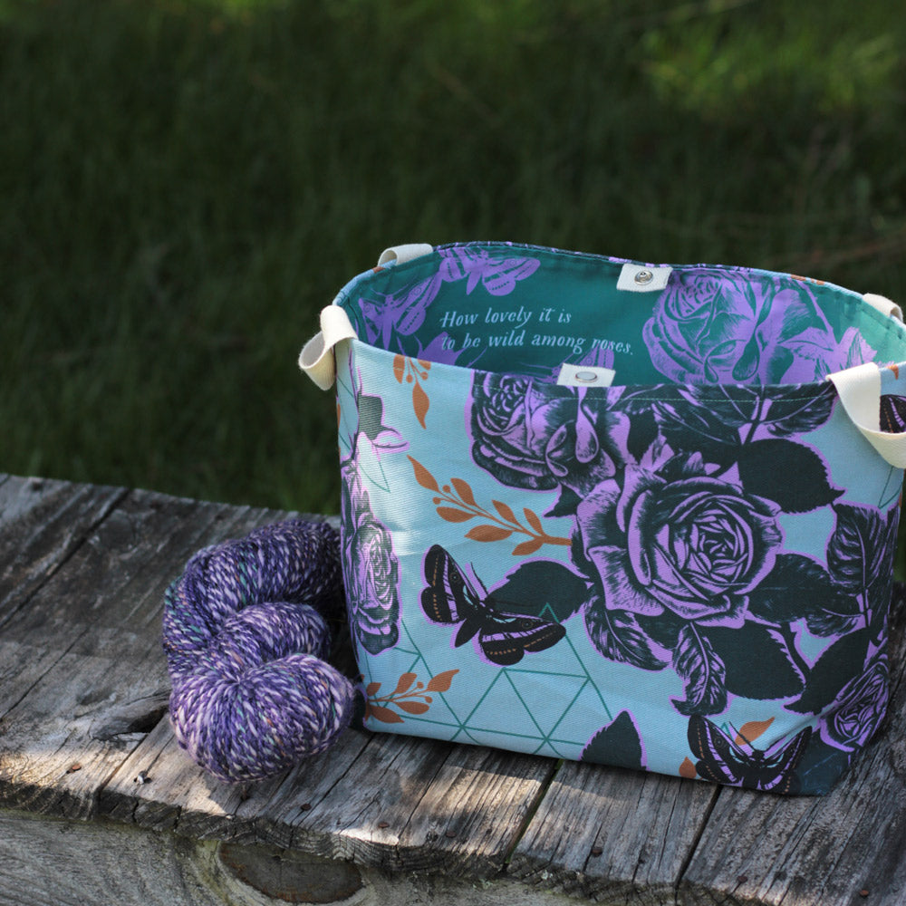 Cottage Bag - Moth Roses - Moon Garden