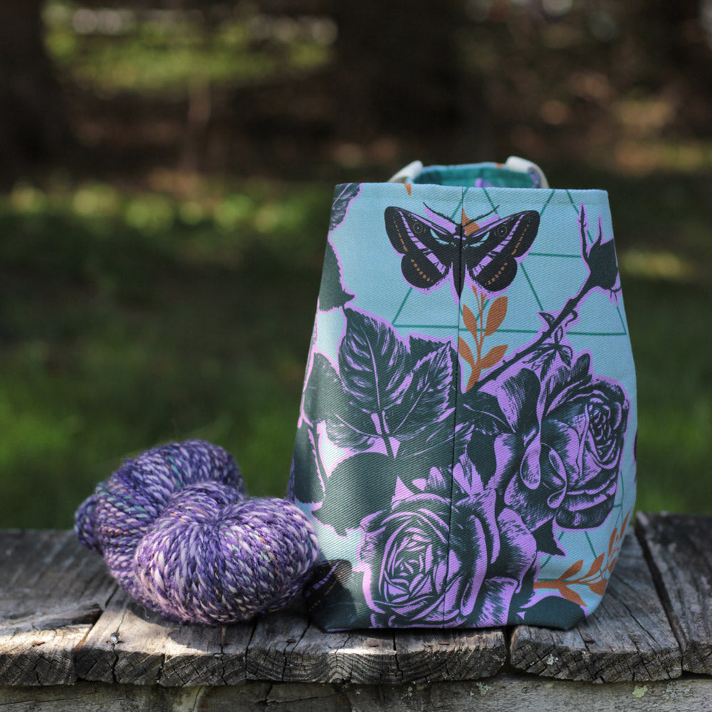 Cottage Bag - Moth Roses - Moon Garden